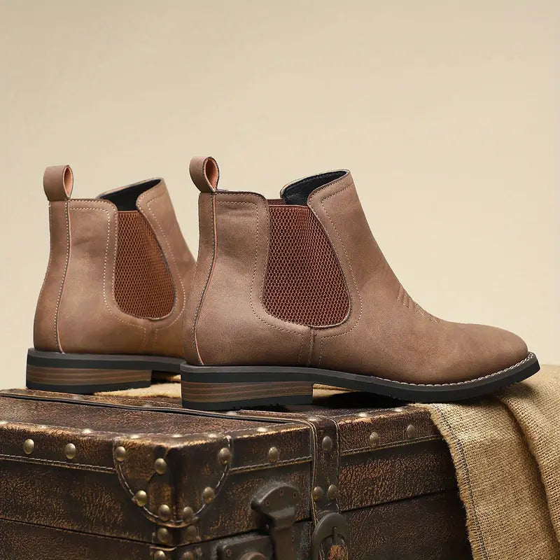 BOTAS CLÁSICAS DE CUERO PARA HOMBRE