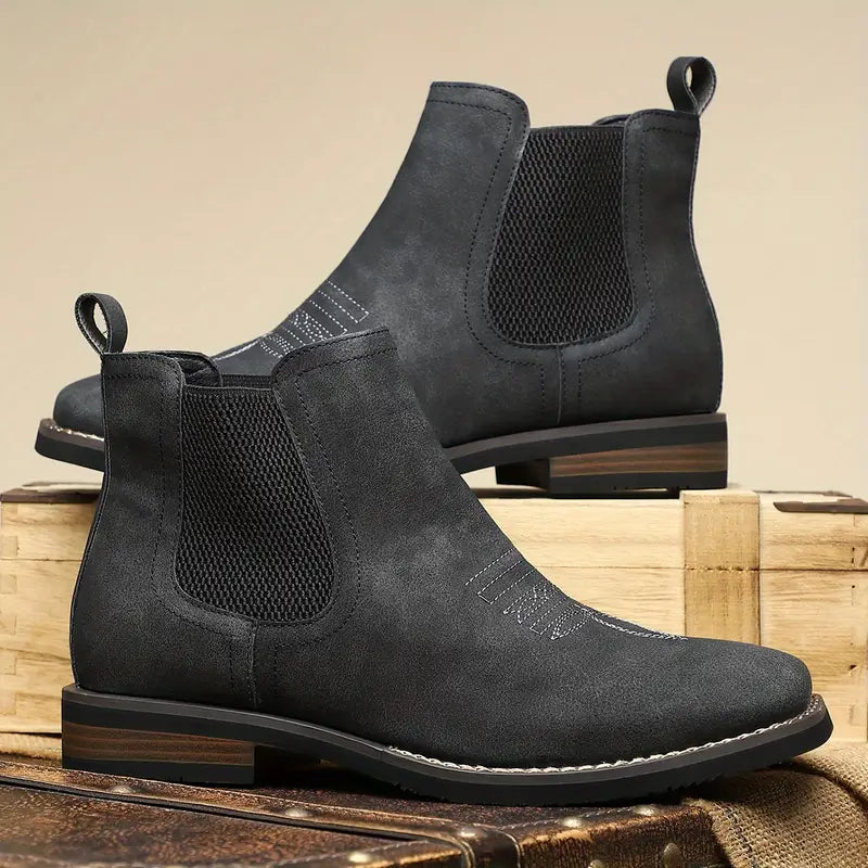 BOTAS CLÁSICAS DE CUERO PARA HOMBRE