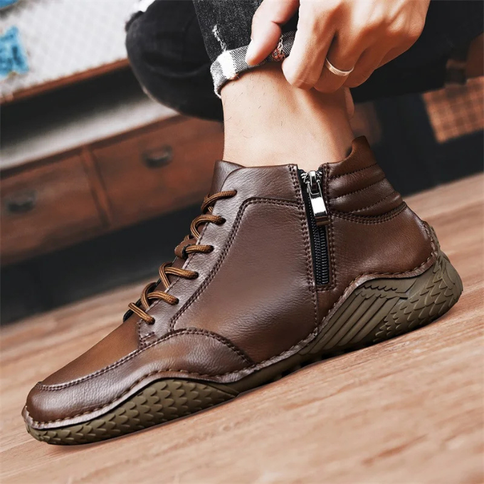 BOTAS DE CUERO RESISTENTES PARA HOMBRE