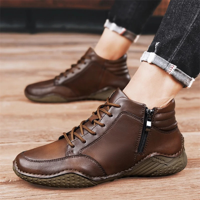 BOTAS DE CUERO RESISTENTES PARA HOMBRE