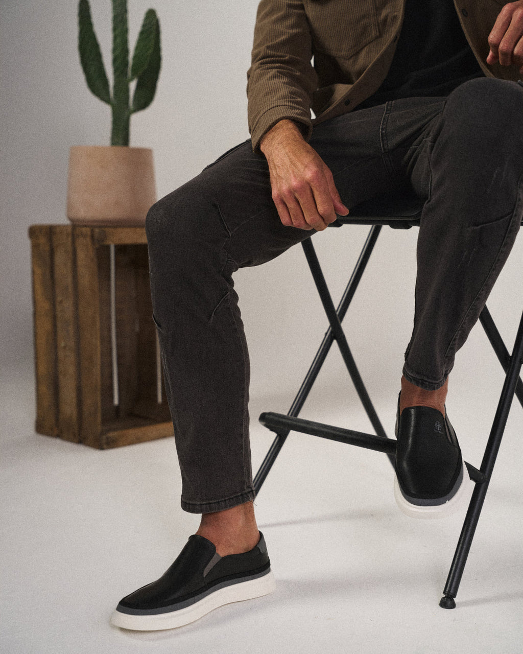 ZAPATOS MODERNOS SIN CORDONES PARA HOMBRE