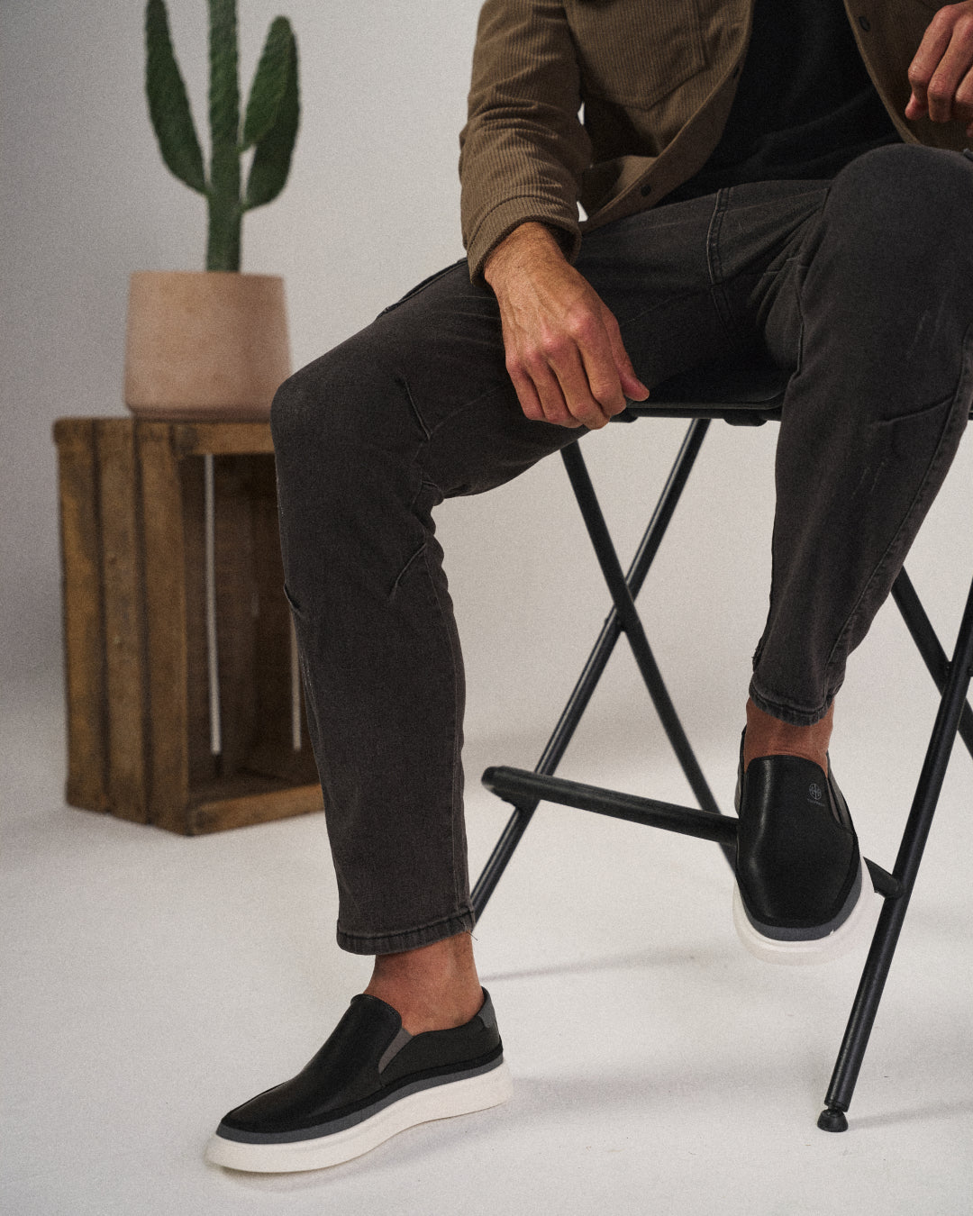 ZAPATOS MODERNOS SIN CORDONES PARA HOMBRE