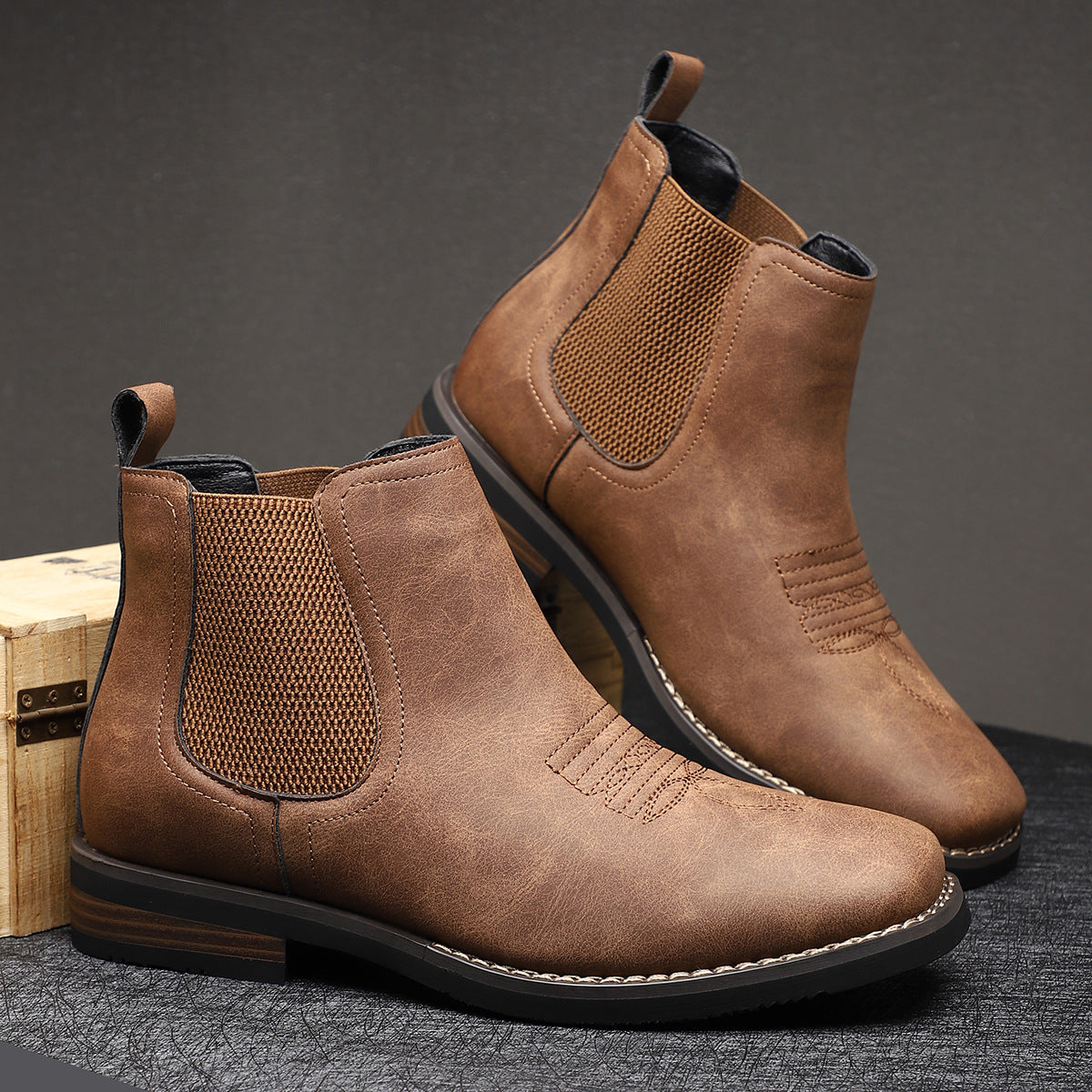 BOTAS CLÁSICAS DE CUERO PARA HOMBRE