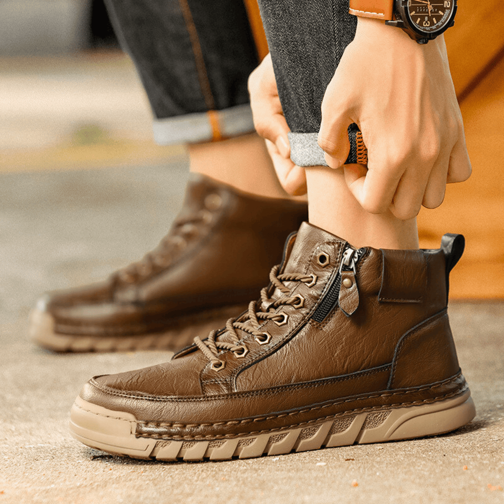 BOTAS DE CUERO PARA HOMBRE