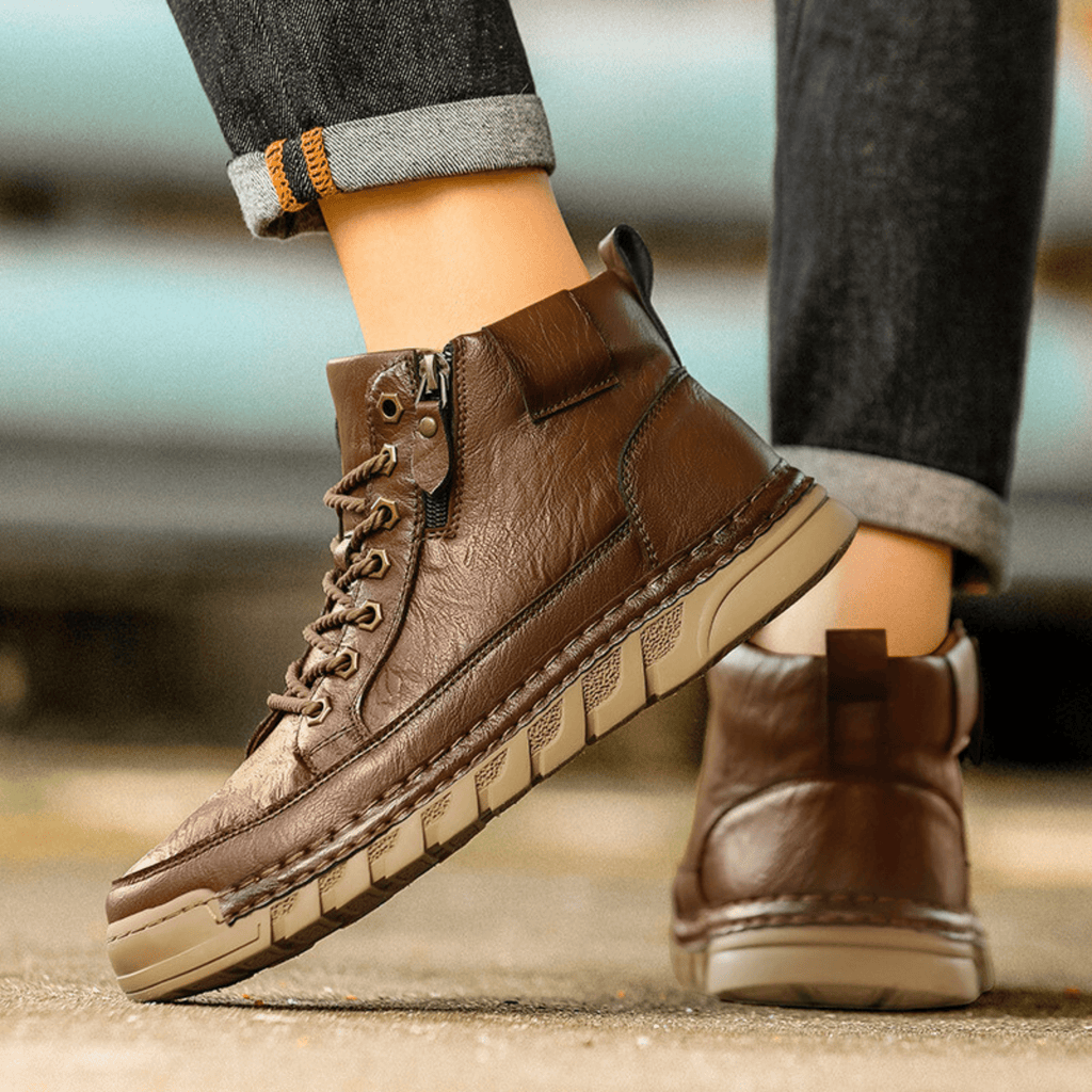BOTAS DE CUERO PARA HOMBRE